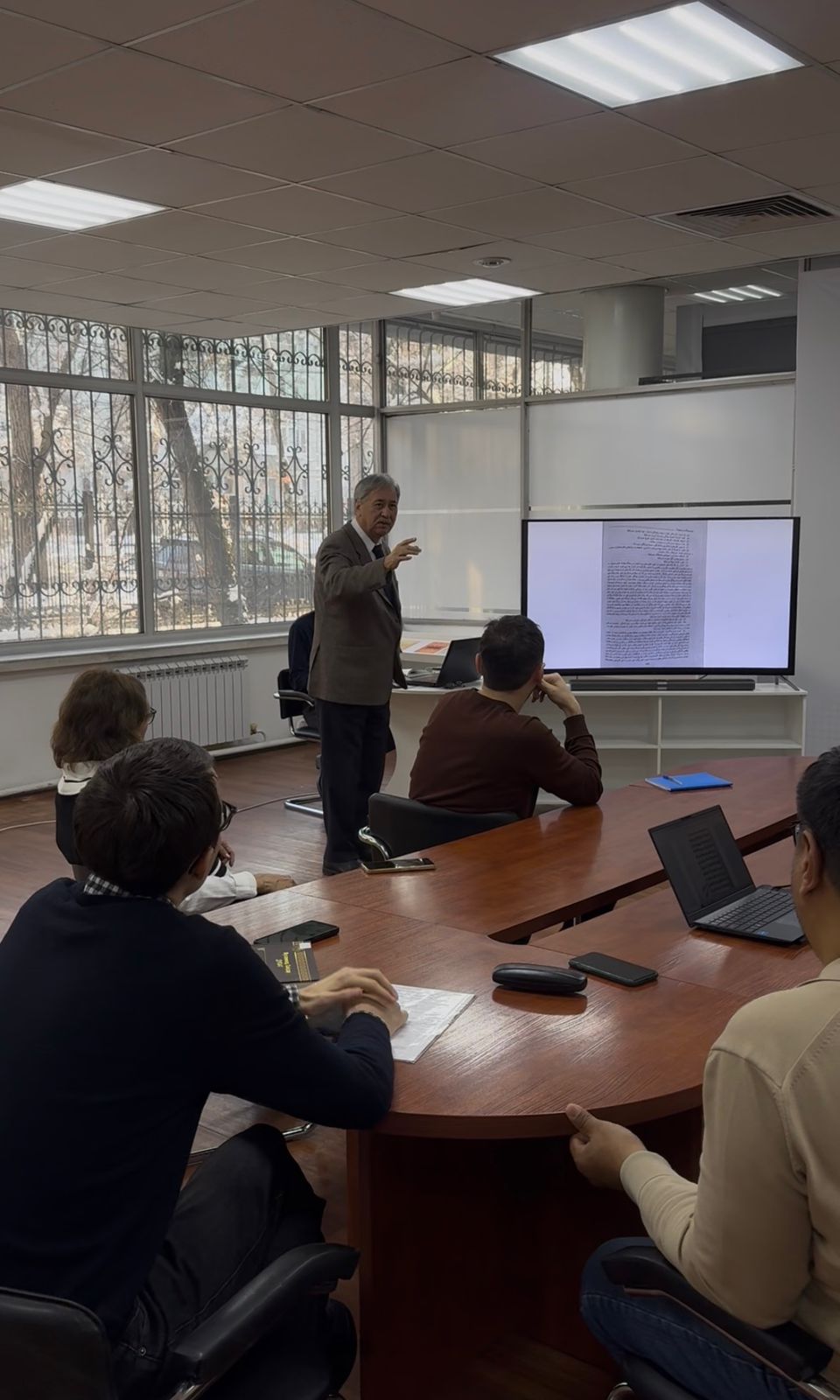 «Шағатай тілі мен жазба ескерткіштер» курсы бойынша профессор И.Жеменейдің дәрісі